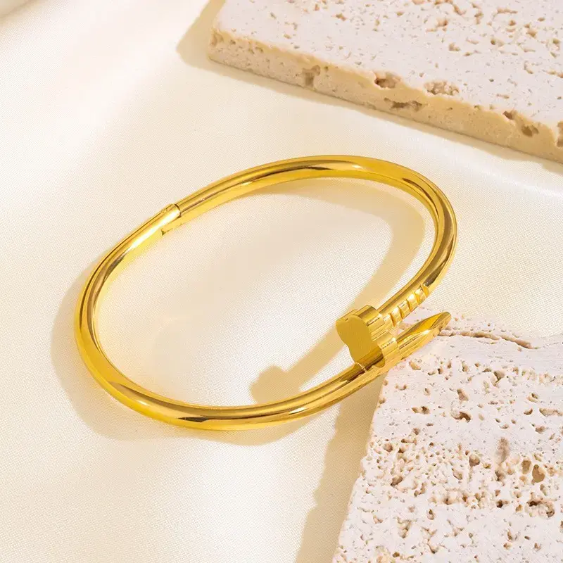 Bracelet stainless steel color guaranteed 6 months